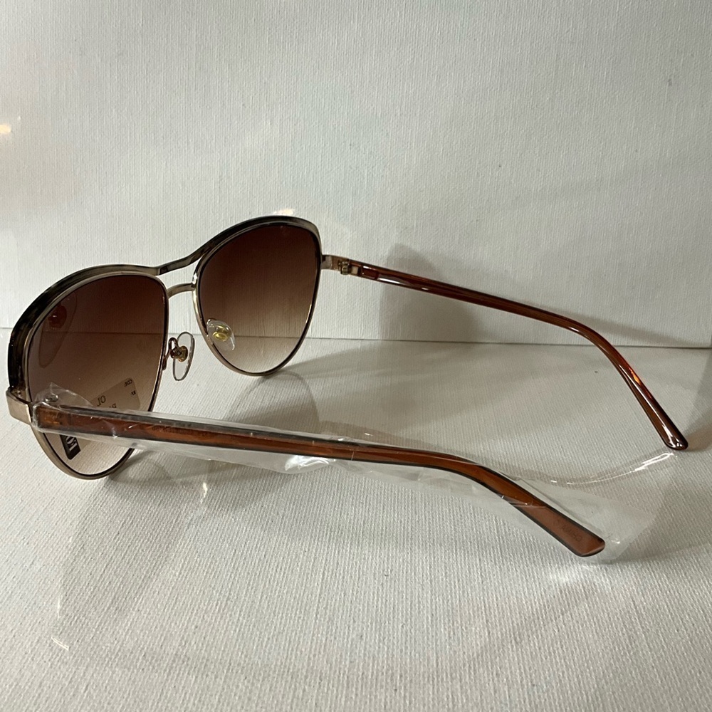 Chic Tortoise Shell Gradient Sunglasses - Picture 4 of 4